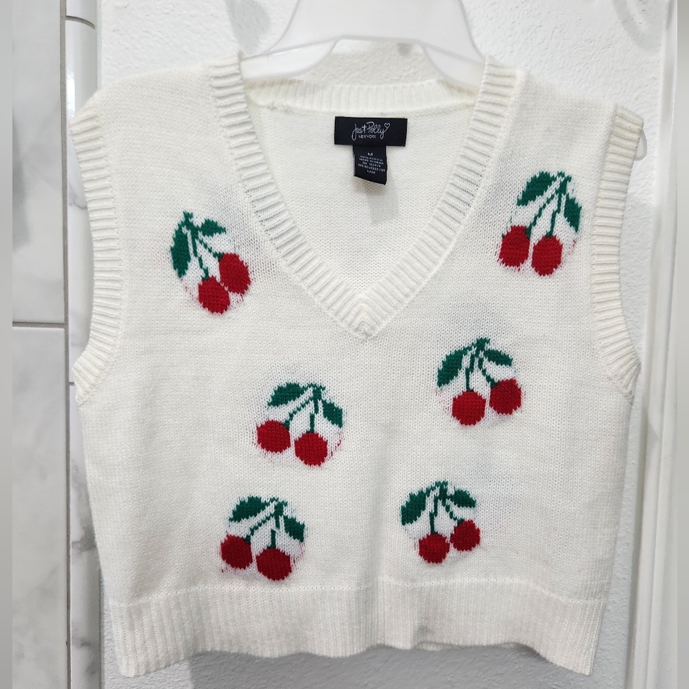 Cherries cropped vest